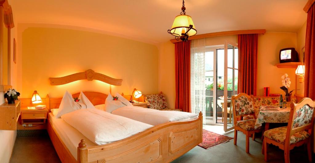 Hotel zum Toni photo 2