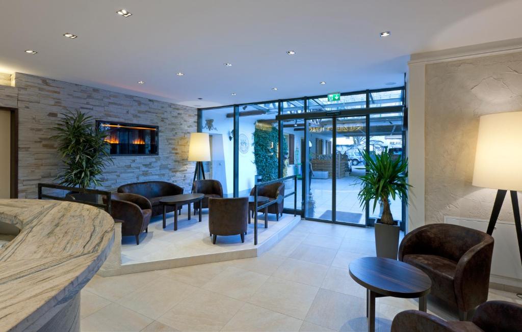 Ambiance Hotel - Braunau - Simbach - Restaurant - Caffe - Bar photo 2