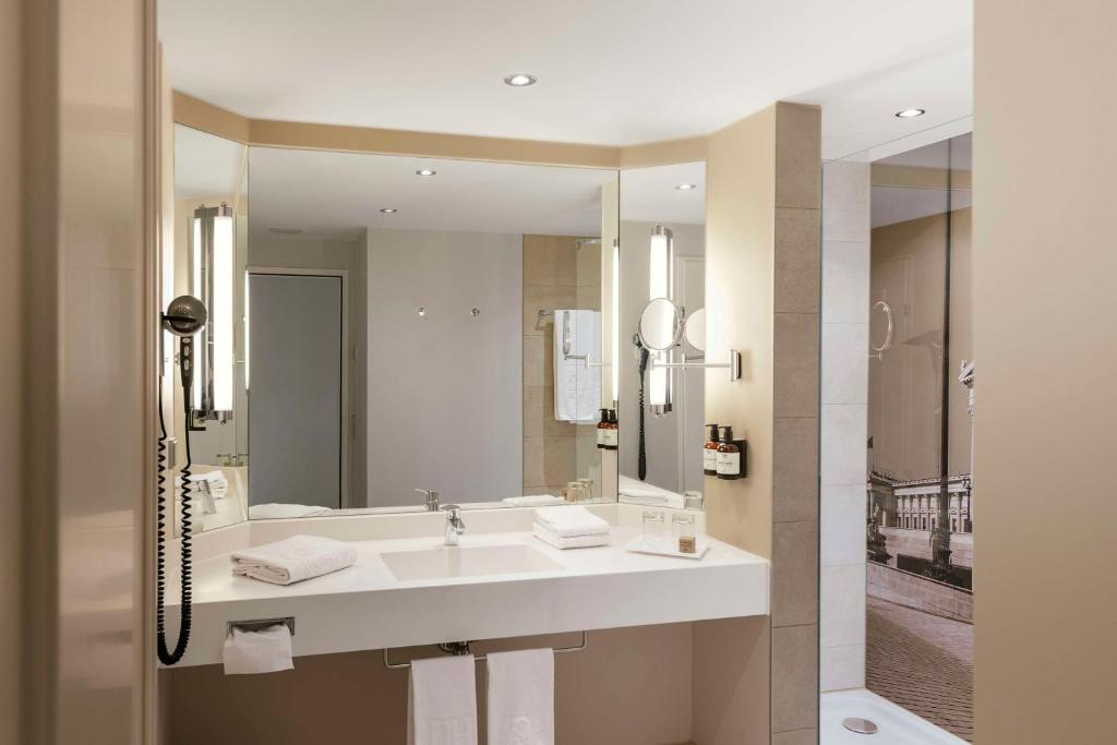 NH Vienna Airport Conference Center photo 3