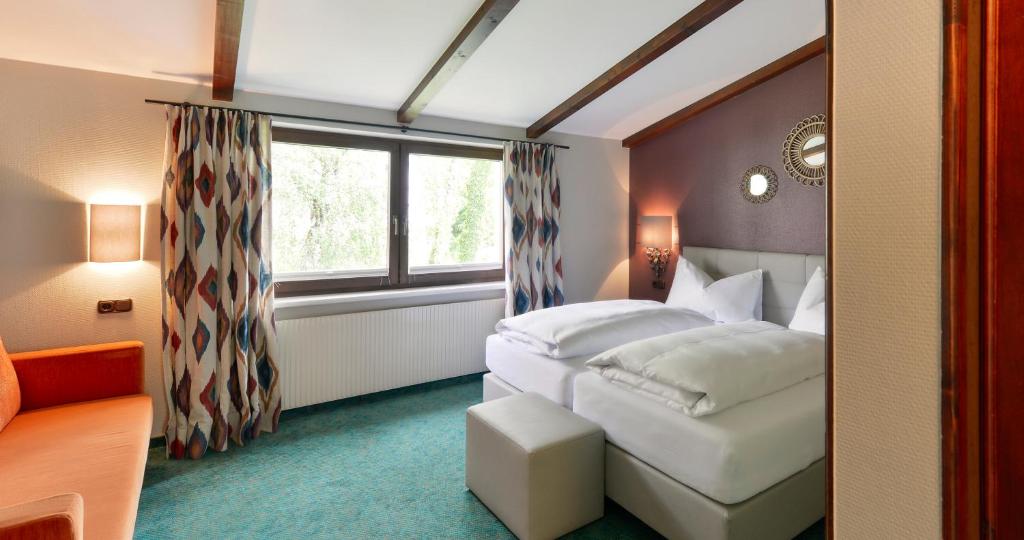 Schlosshotel Dörflinger photo 2
