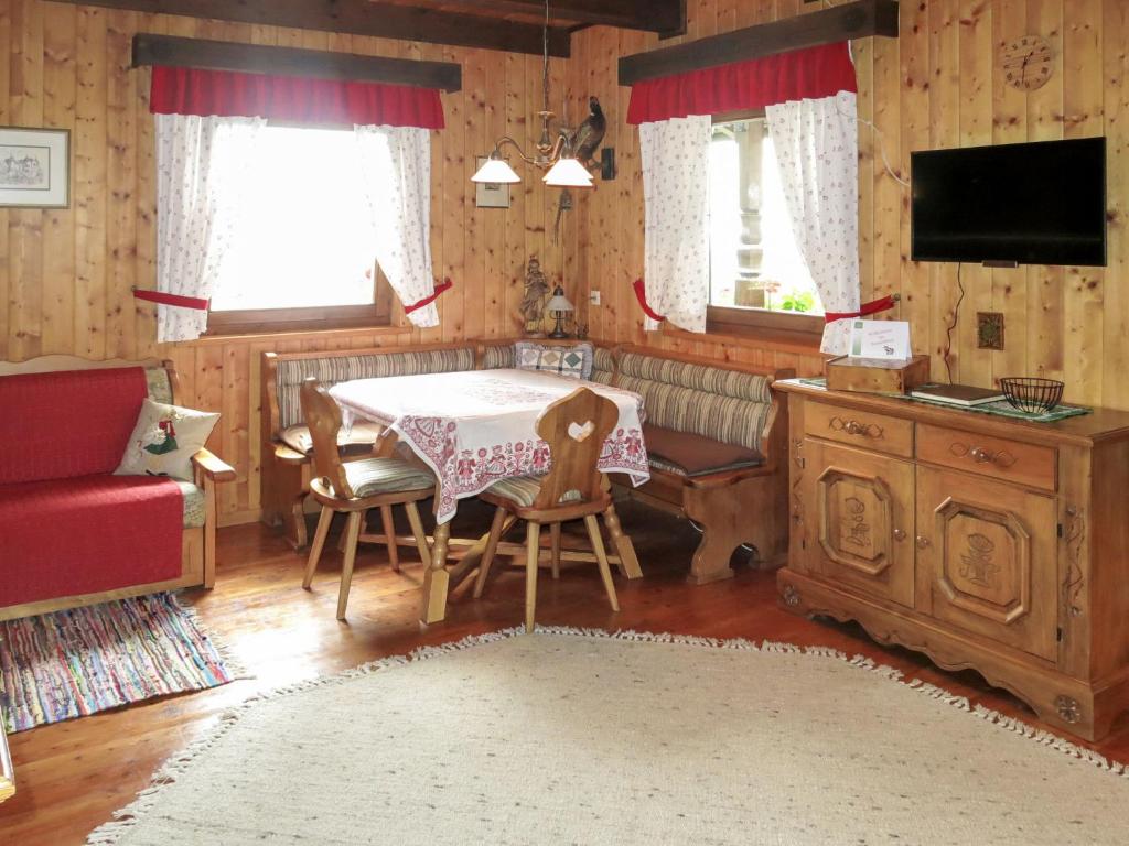 Chalet Saurachberghütte by Interhome photo 2