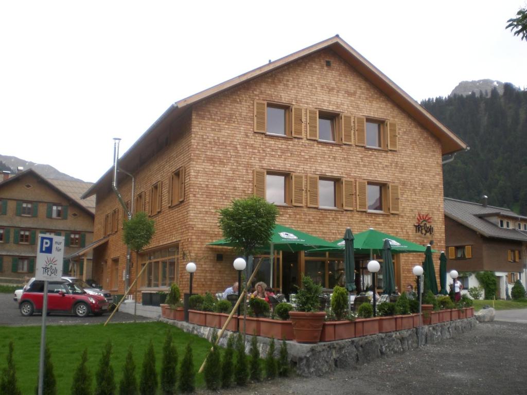Tre Soli Appartements Restaurant — photo 1