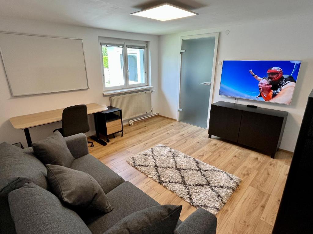 SHOME TinyHouse Graz-Süd I Self Check-in photo 3