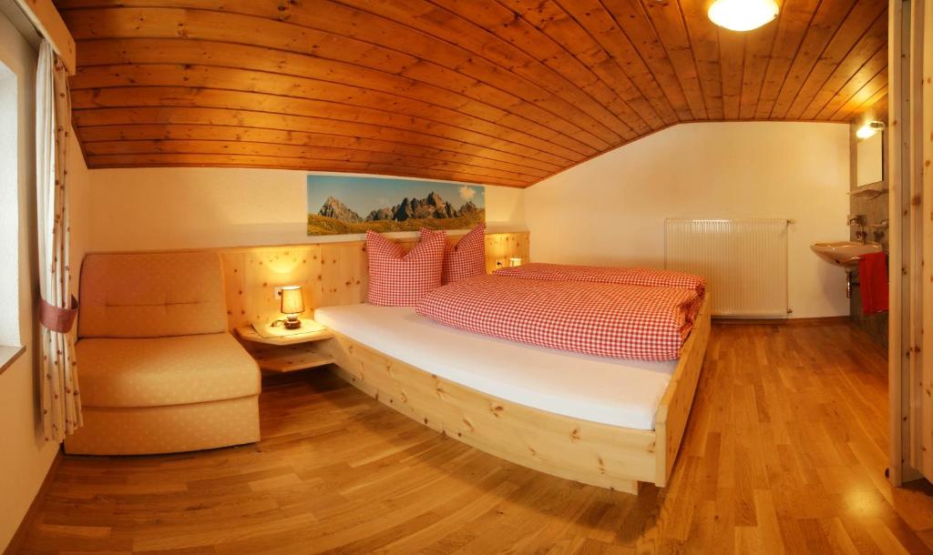 Tobadillerhof photo 2
