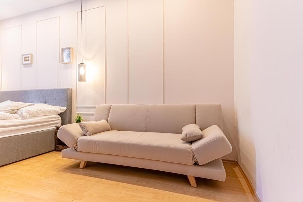 Comfy 1BR Apartment Close to Wien Meidling Station photo 2
