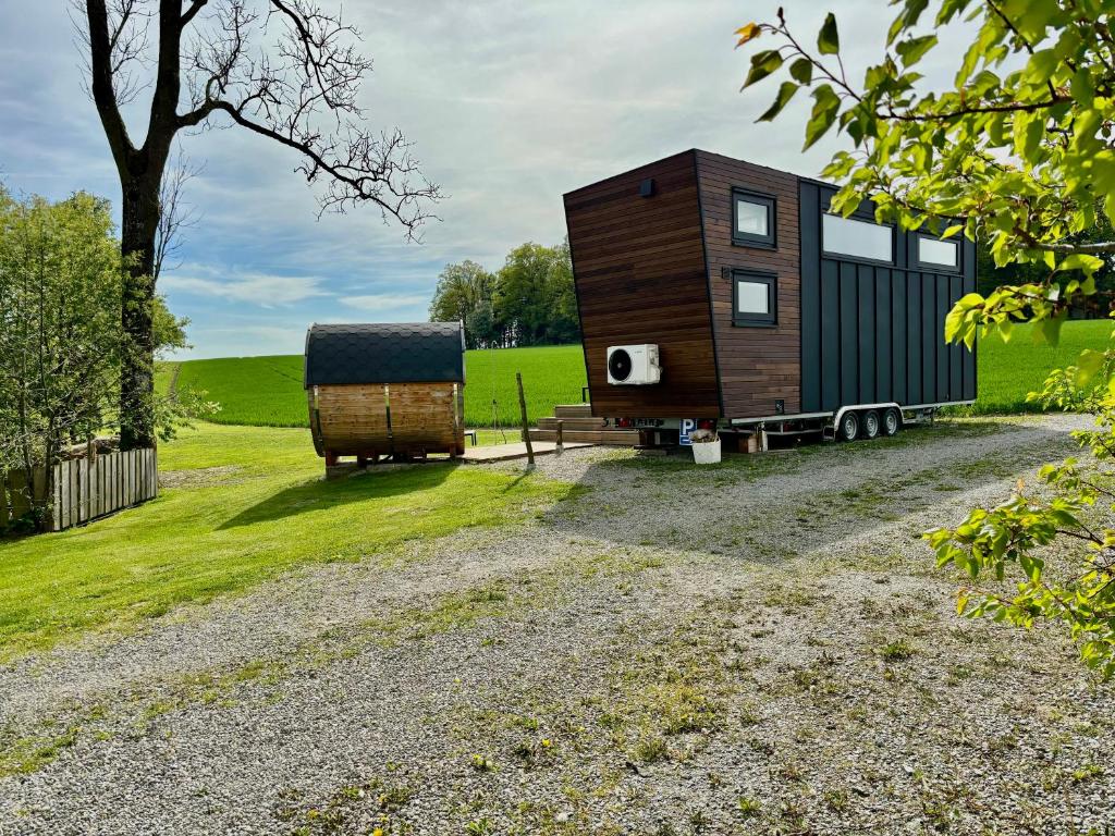 Tiny House mit Saunafass — photo 1