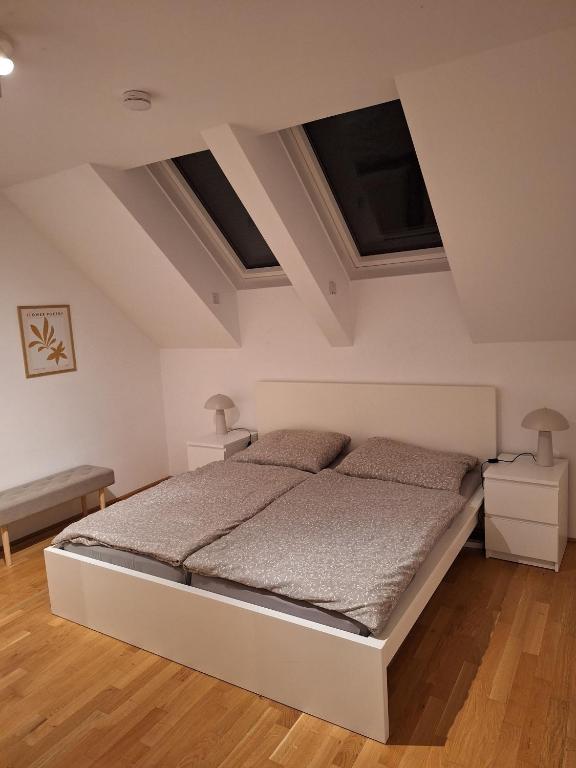 Booking.com: Hotels in Linz. Book your hotel now! photo 2