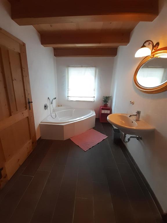 Sonnleit'n Zimmer 6 photo 3