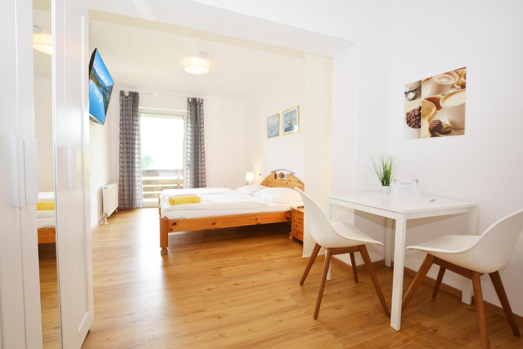 Sonniges Apartment mit Balkon in Ruhelage — photo 1