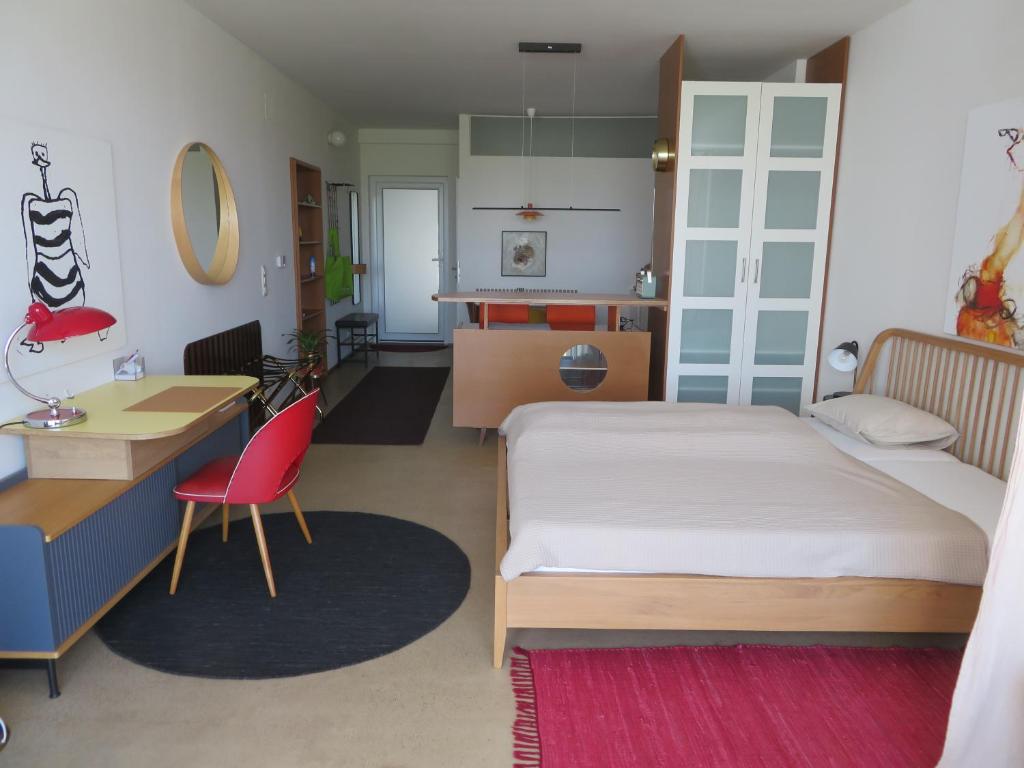 Studio-Apartment photo 2