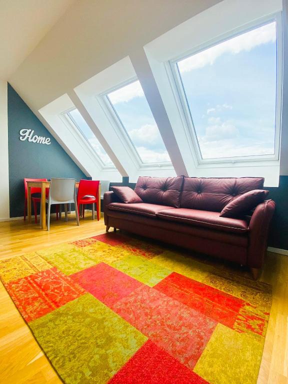 Rooftop Apartment for 6 — photo 1