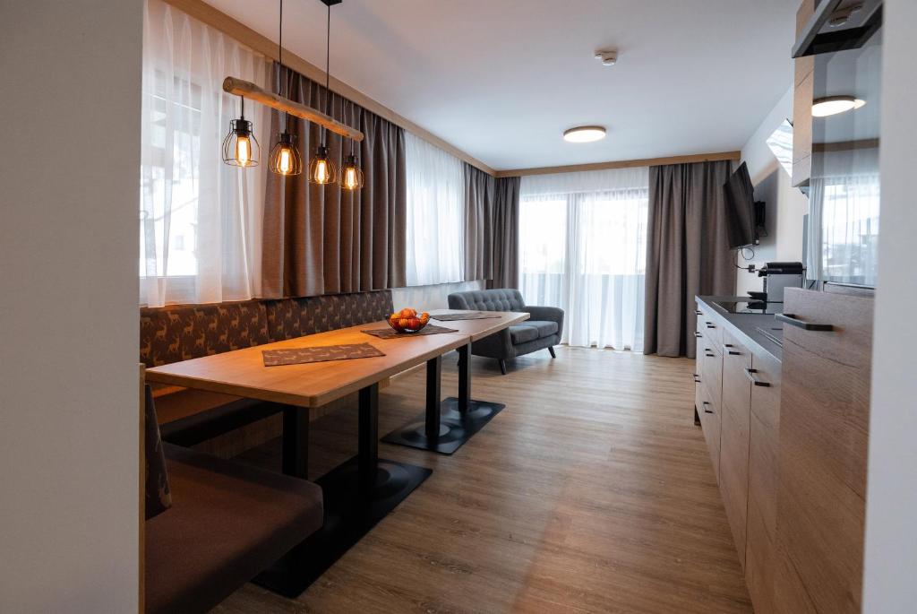 Hotel Steuxner photo 3