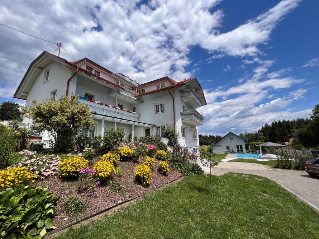 Apartment Frank-2 by Interhome photo 2