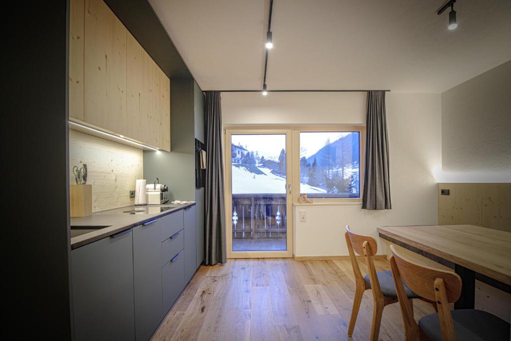 WOLF Apartments - Panorama Mountain Retreat in Tirol photo 3
