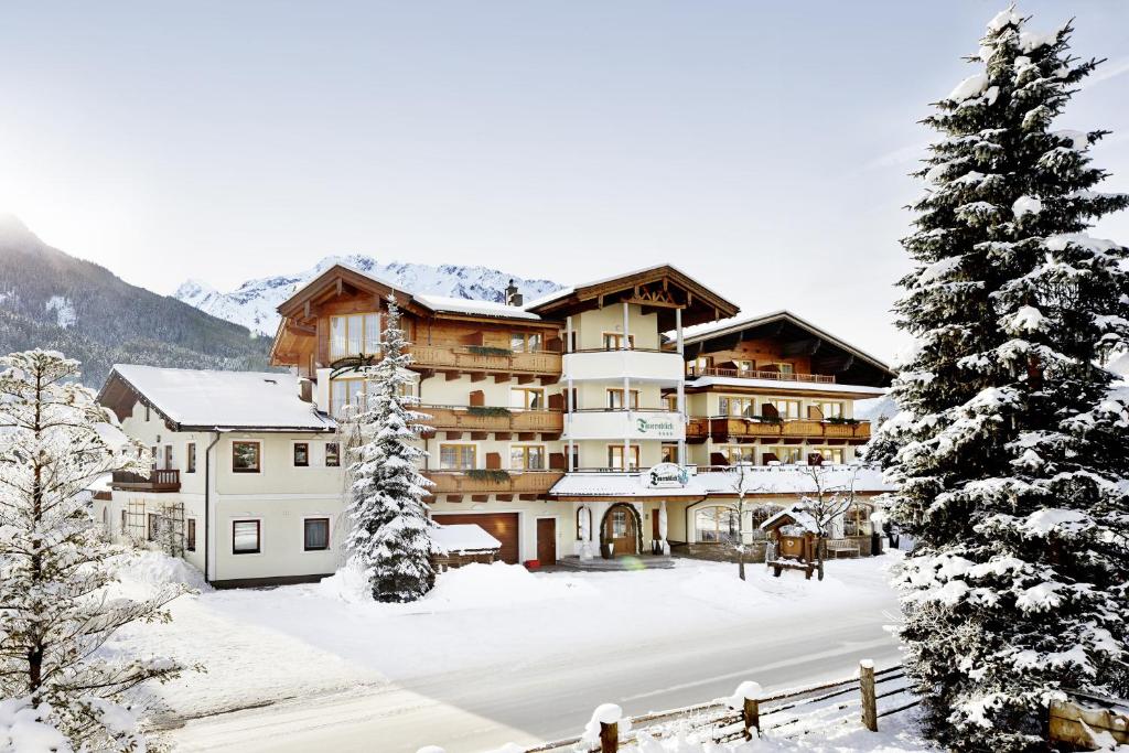 Smaragdhotel Tauernblick photo 3