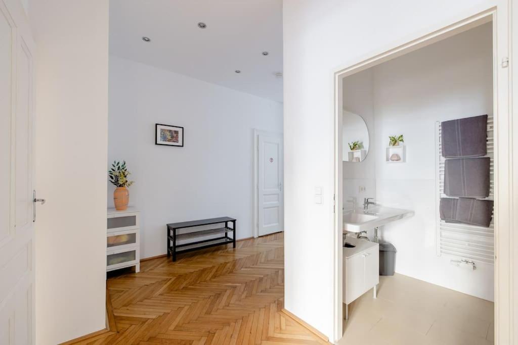 Wohnung Nahe Schönbrunn photo 3