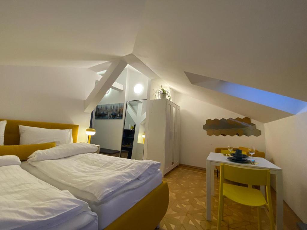 Small but Charming-Yellow Appartement photo 2
