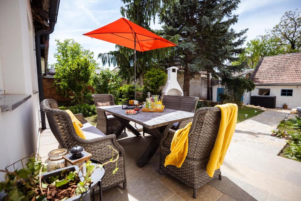 Charmantes Haus -Nähe Parndorf-Neusiedl-Wien-HU-SK photo 3