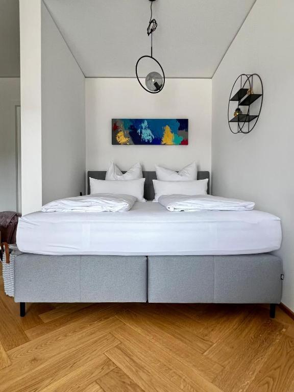 Stylische Wohnung mit Balkon photo 2