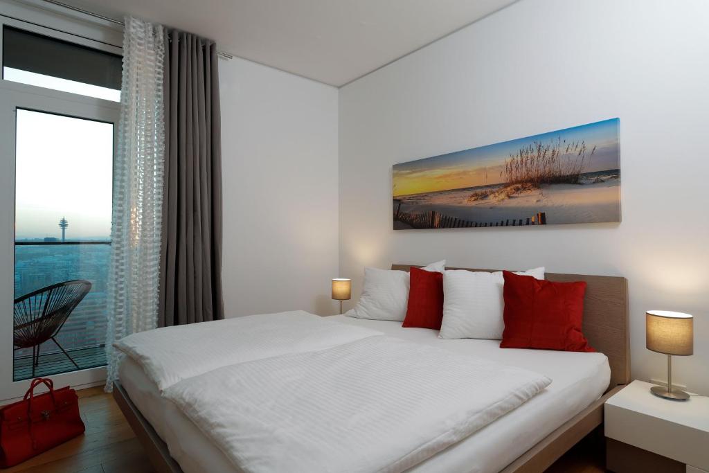 Triiiple Suites Level 21 mit Balkon und Tiefgarage photo 2