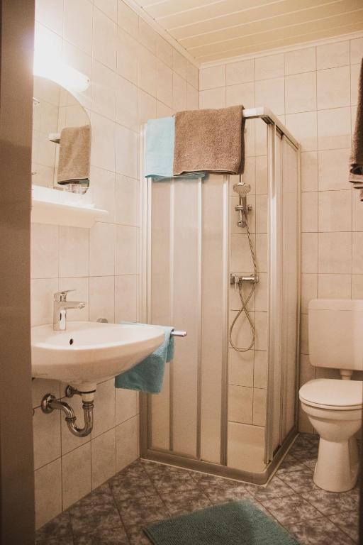 Ruhige Ferienwohnung am Weingut Helmut Lang photo 3
