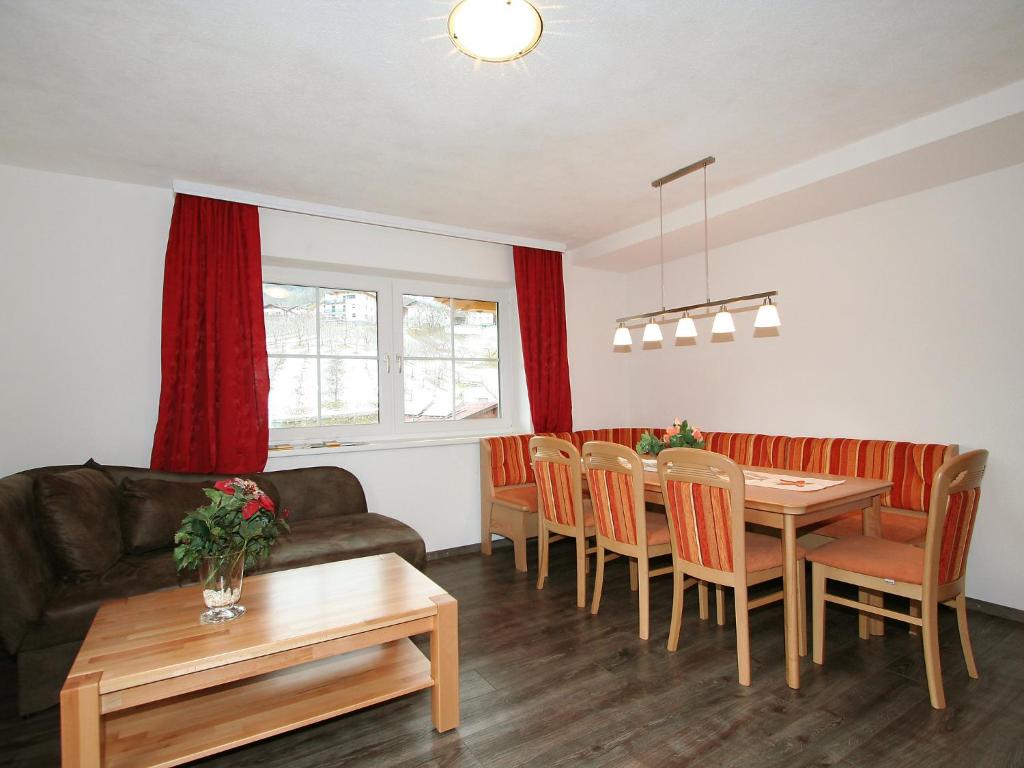 Apartment Pfeifer-2 by Interhome photo 3