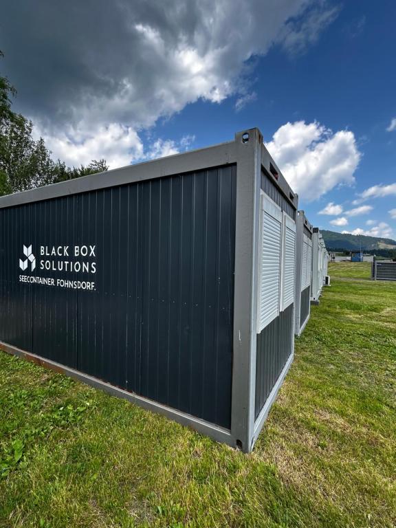 Tinyhome Spielberg -Glamping Container — photo 1