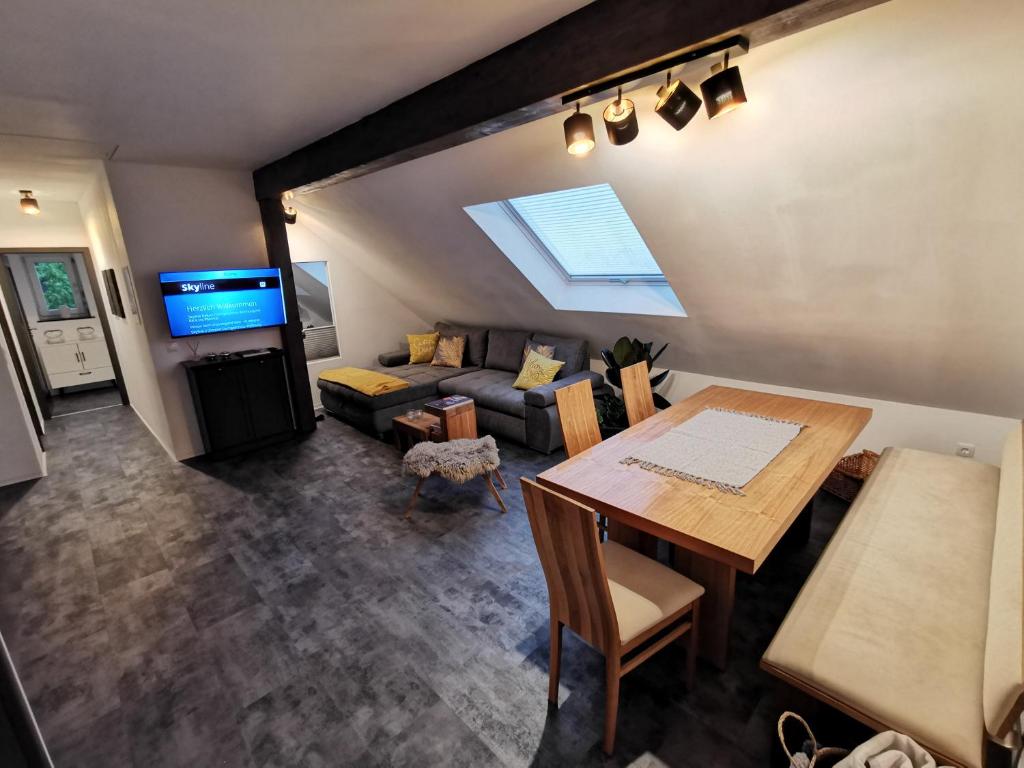 Skyline klimatisierte Dachgeschoss-Wohnung in Dornbirn mit Blick ins Rheintal photo 3