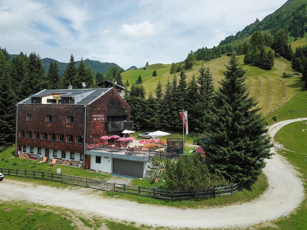 Apartment in Tyrol near Ski Slopes — photo 1