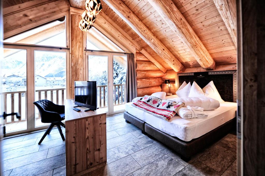 Summit Lodges photo 2
