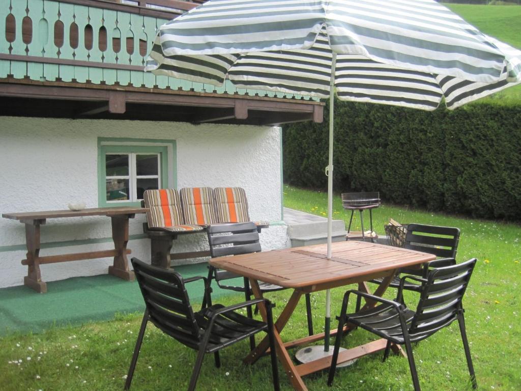 Chalet Bamberg near Ski Lift & Slope photo 2