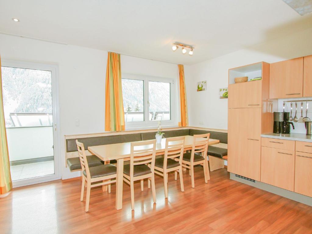 Apartment La Luna by Interhome photo 2