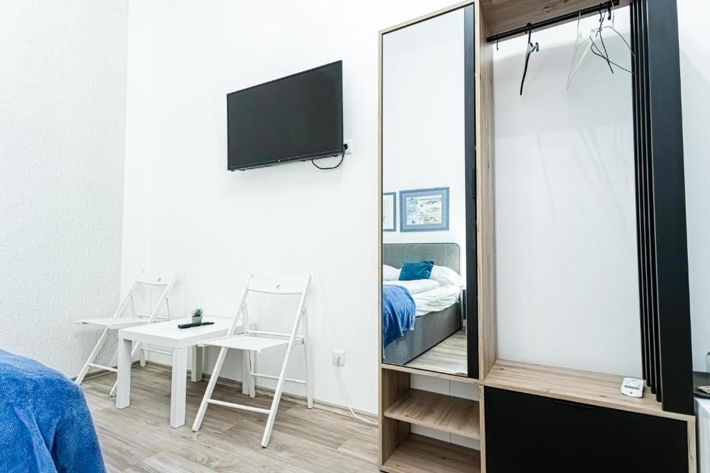 Superbly Central 9 Rooms Complex Ideal for 25 People photo 3