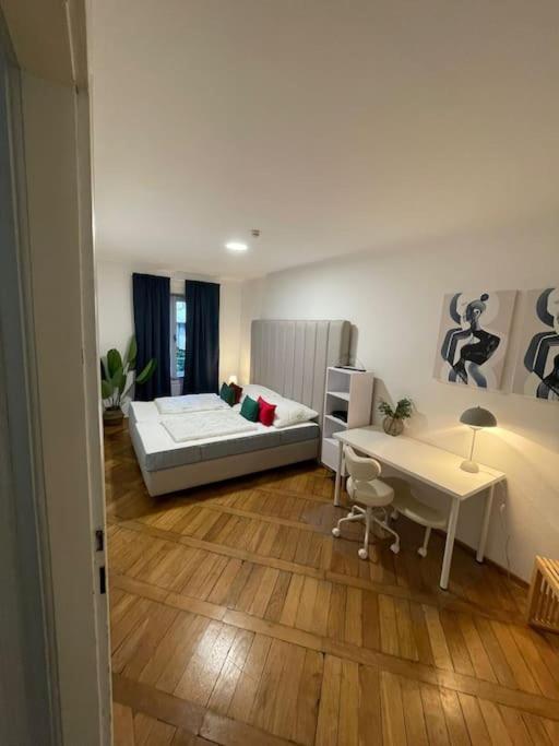 Kriemhild Apartments photo 2