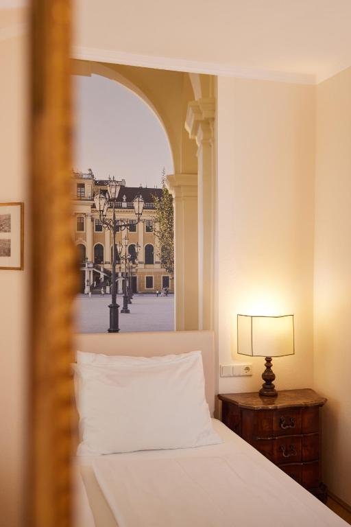 Hotel Royal photo 2