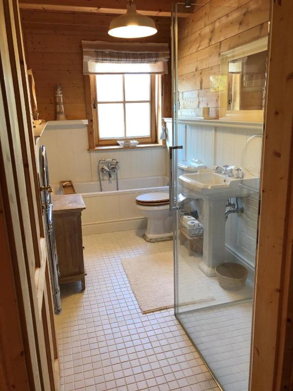 The Lodge photo 3