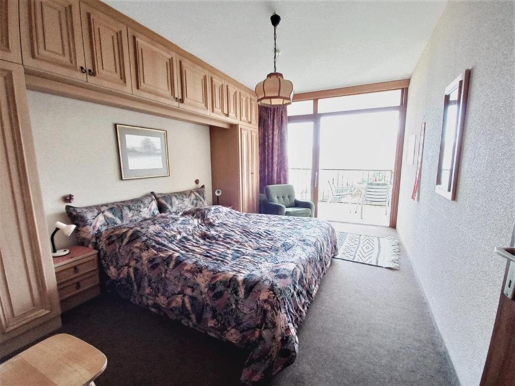 LB4 Seeblick Appartement Haus Landskron mit direktem Seezugang am Ossiachersee photo 2
