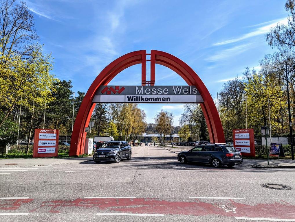 Bright and comfortable unit across from Messe Wels photo 2