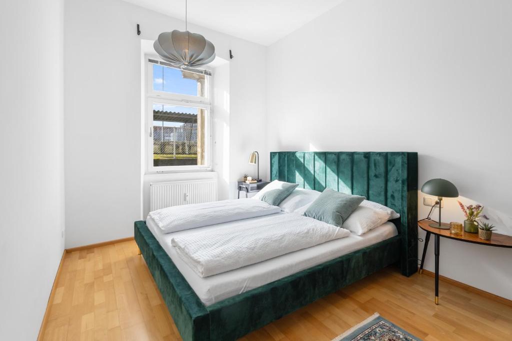 Stylische Altbauwohnung Bregenz am See by Stadtlandnest photo 2