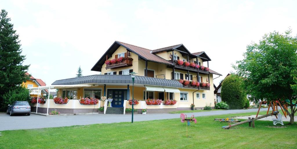 Schwanbergerstüberl — photo 1