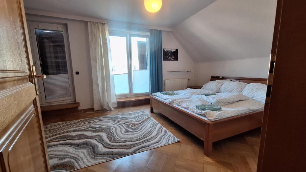 Comfortable House with Two Floors photo 2