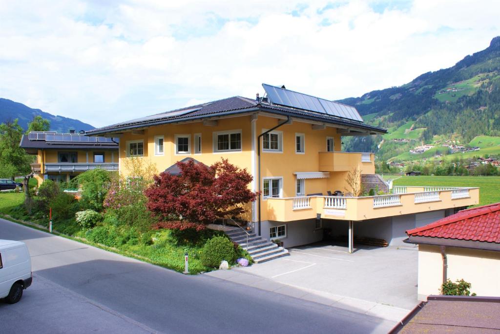 Traum-Ferienwohnungen Wechselberger Schwendau — photo 1