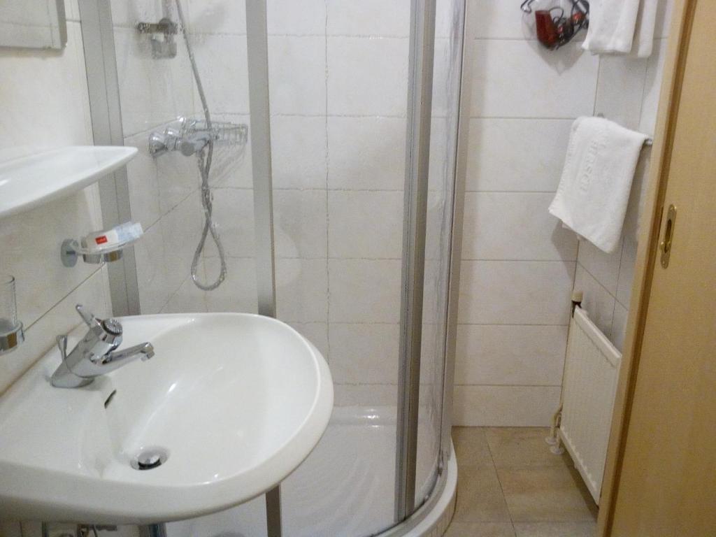 Hotel zum goldenen Hirschen photo 3