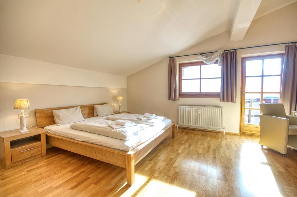 Select Top 10 - by Alpen Apartments photo 2