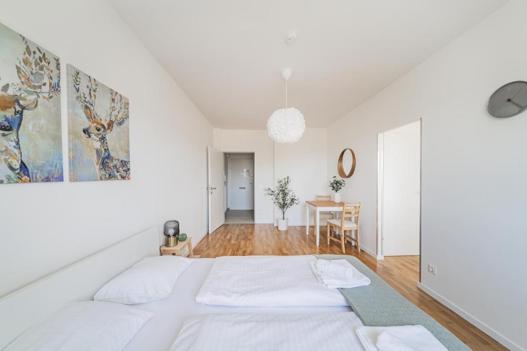 New renovated apartment at Hauptbahnhof photo 3