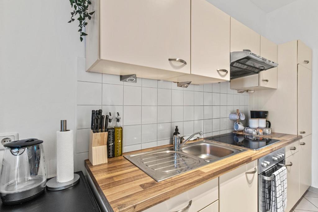 Stylish Apartment photo 3