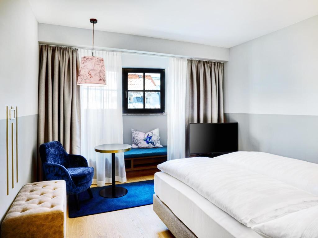 STAGE 12 Hotel by Penz photo 2