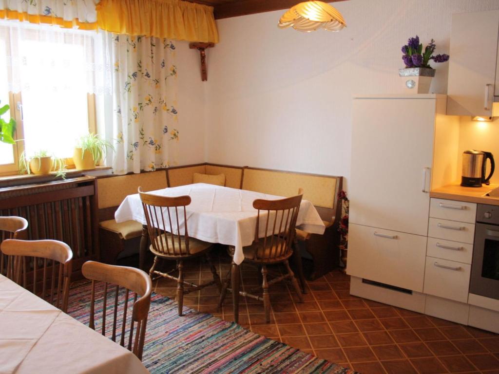 Apartment in Taxenbach near Ski Lift photo 2