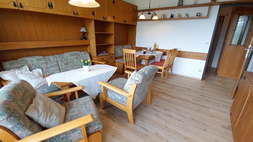 MONA Haus KMB Seeblick Appartement Ossiacher See photo 2