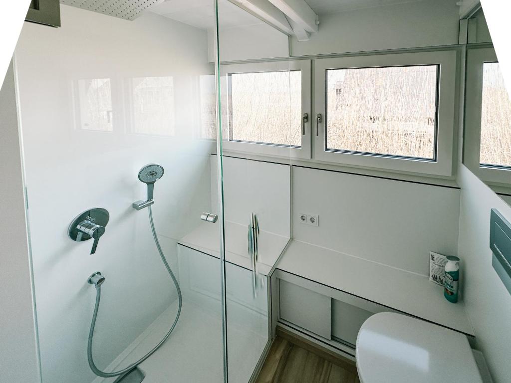 Seehütte Sonnenschilf - Premium Hide-Away Ferienhaus in Rust direkt am Neusiedlersee photo 3